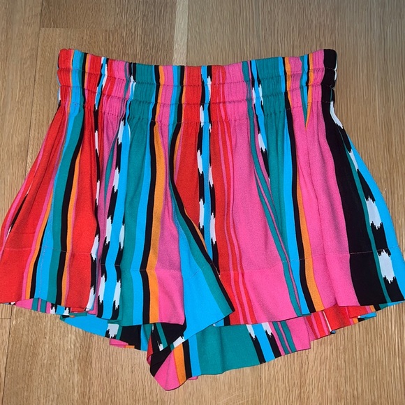 ELLA MOSS multicolored shorts - size medium - Picture 1 of 3